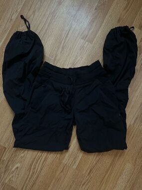 Lululemon dance studio pants size 2